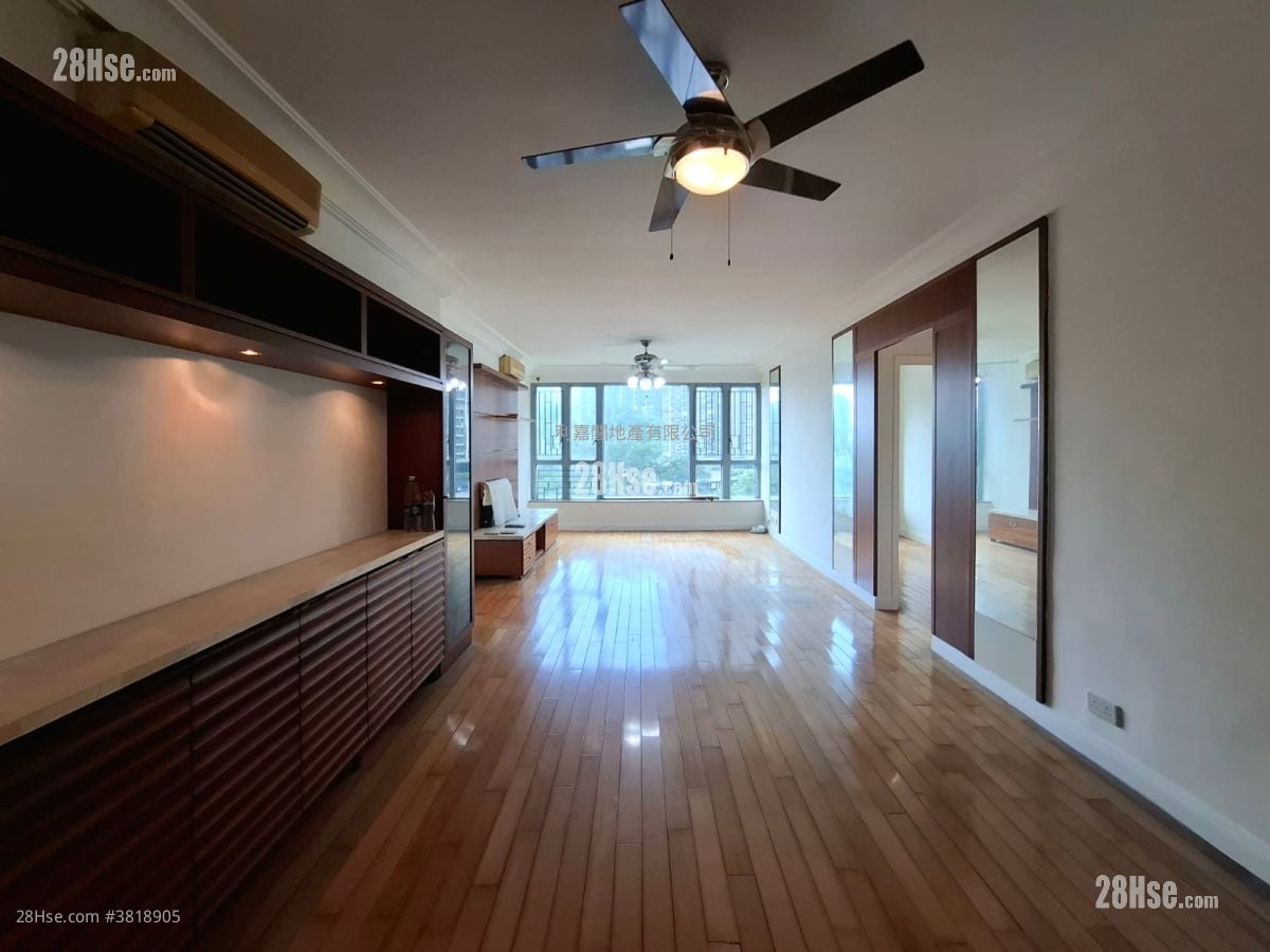 映湾园 售盘 3 房 , 2 浴室 956 平方尺