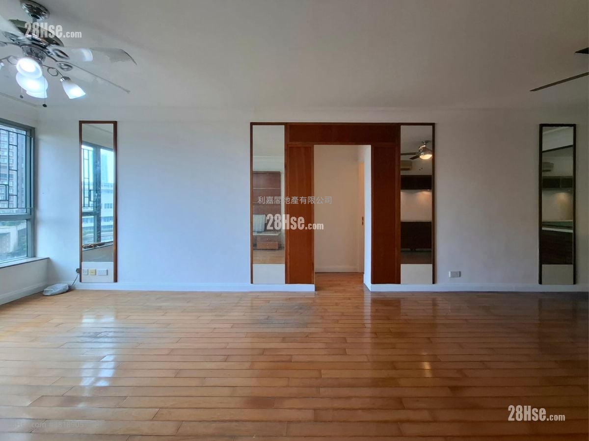 映湾园 售盘 3 房 , 2 浴室 956 平方尺