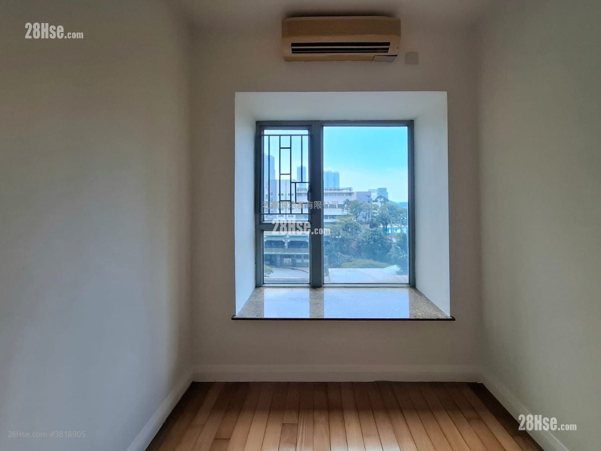 映湾园 售盘 3 房 , 2 浴室 956 平方尺