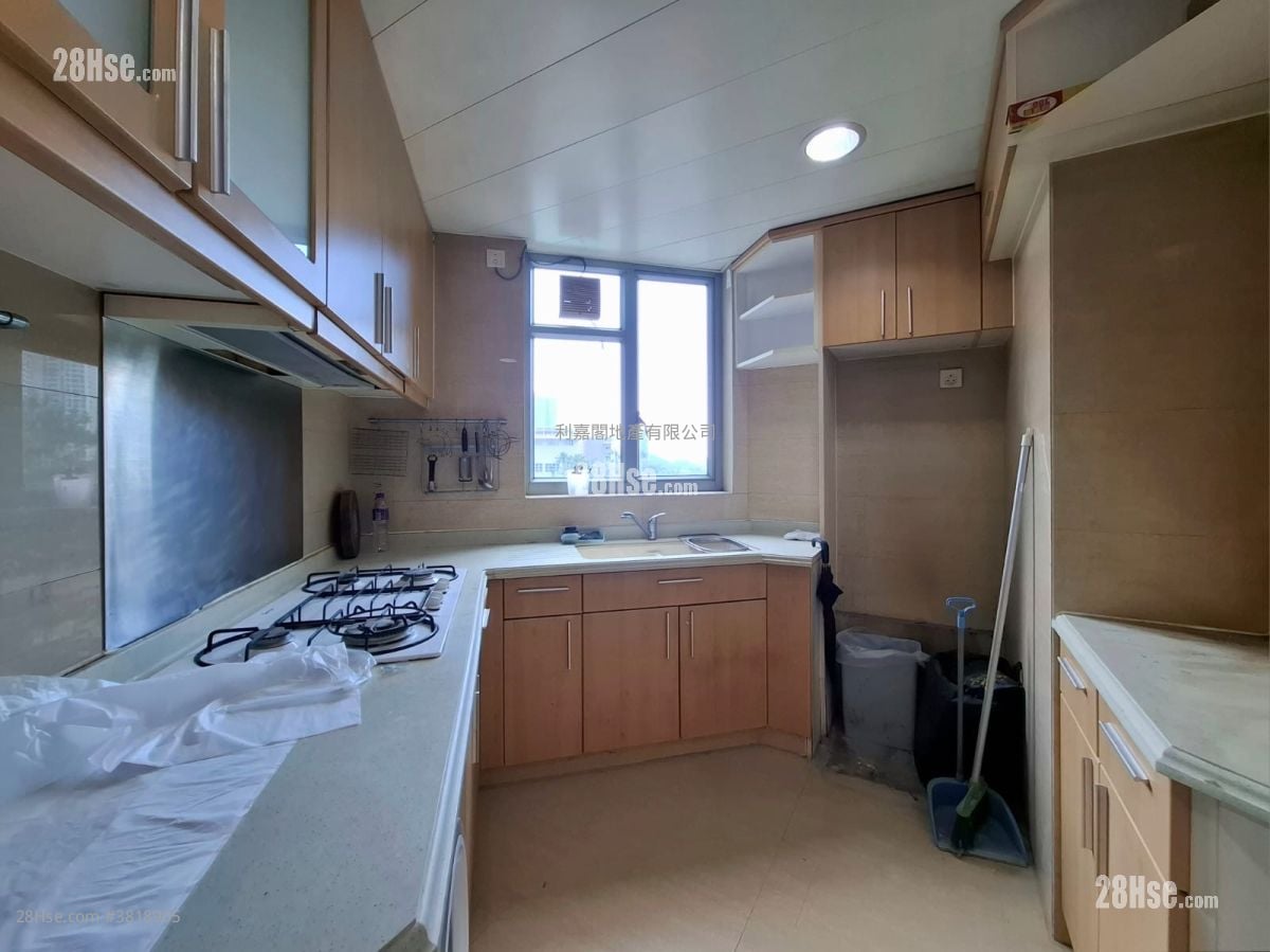 映湾园 售盘 3 房 , 2 浴室 956 平方尺