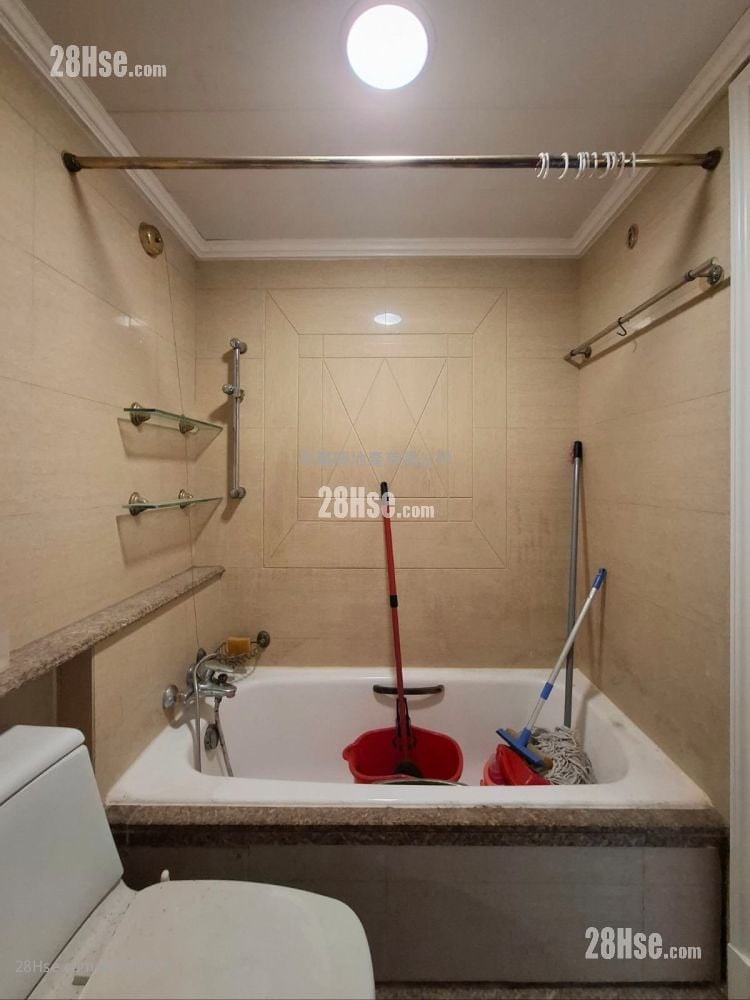 映湾园 售盘 3 房 , 2 浴室 956 平方尺