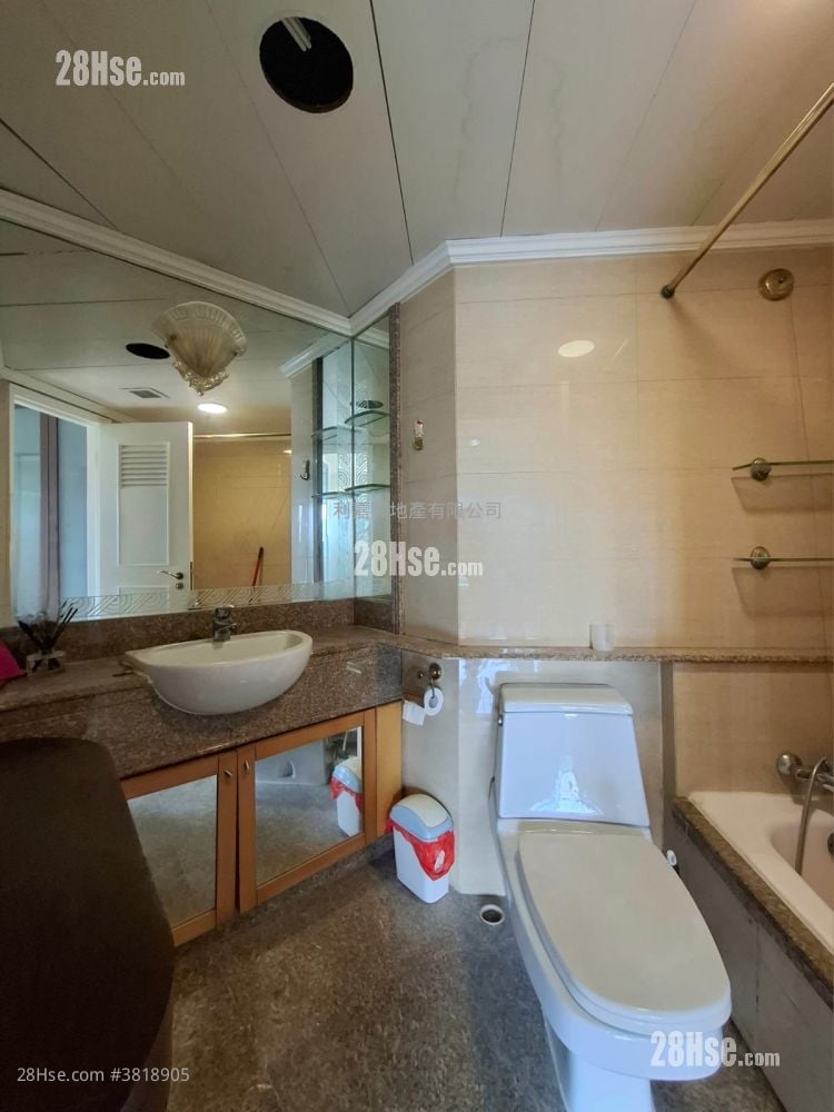 映湾园 售盘 3 房 , 2 浴室 956 平方尺