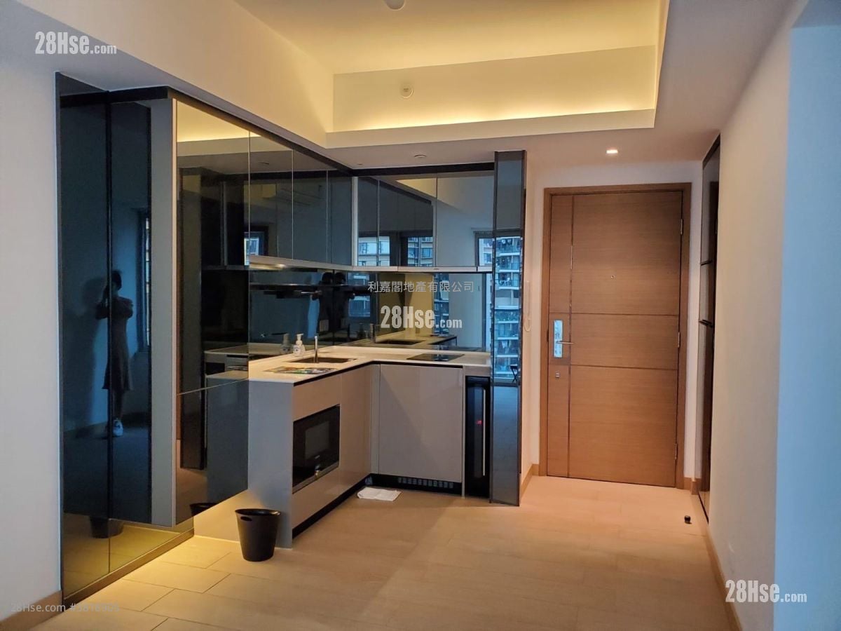 东环 售盘 2 房 , 2 浴室 483 平方尺