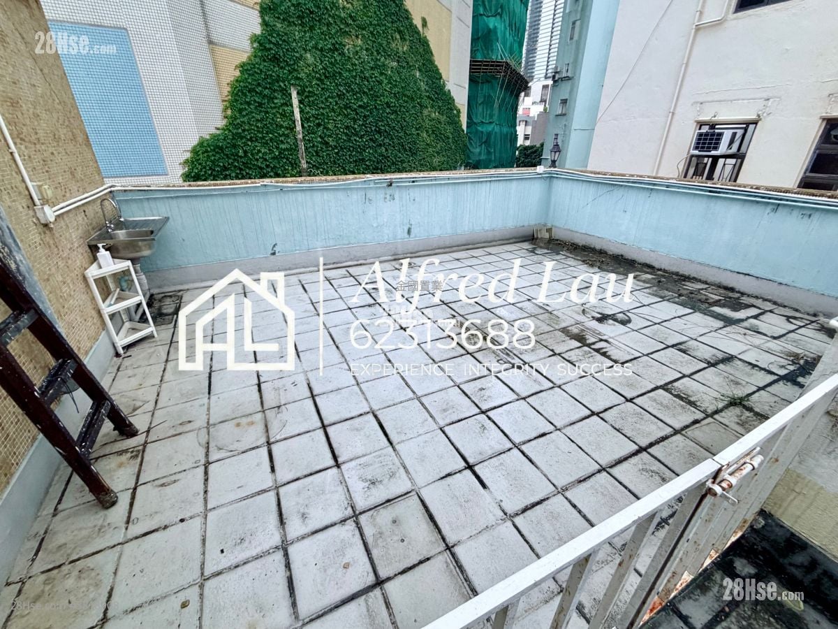 Chung Yin Court Sell 2 Bedrooms , 1 Bathroom 360 ft²
