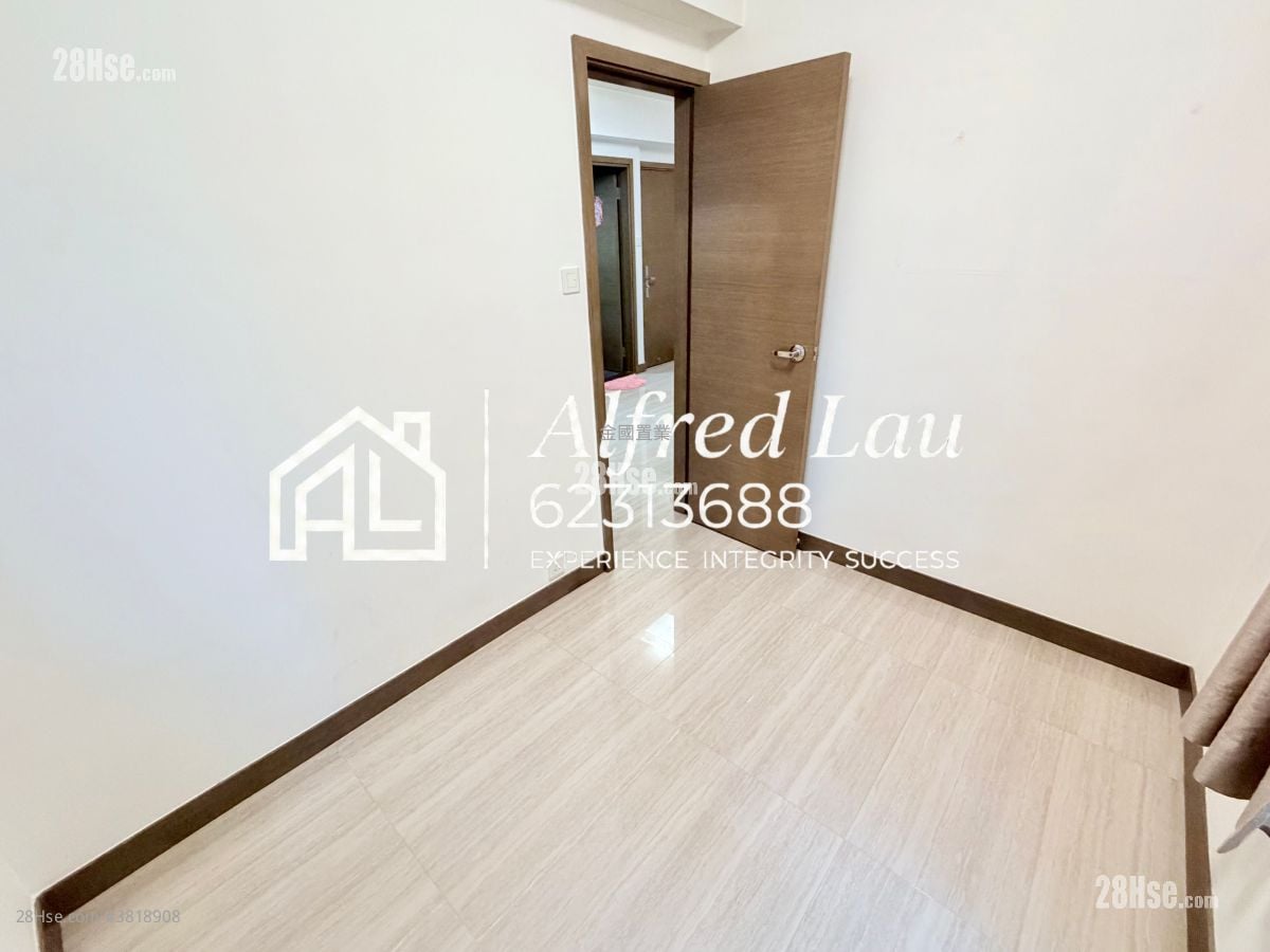 Chung Yin Court Sell 2 Bedrooms , 1 Bathroom 360 ft²
