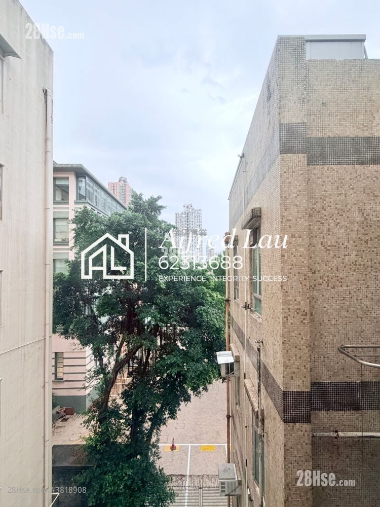 Chung Yin Court Sell 2 Bedrooms , 1 Bathroom 360 ft²