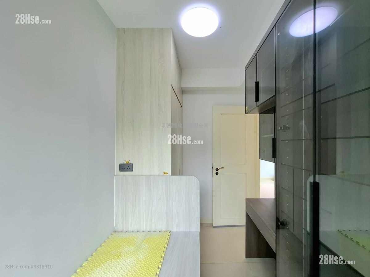 映湾园 售盘 3 房 , 2 浴室 712 平方尺