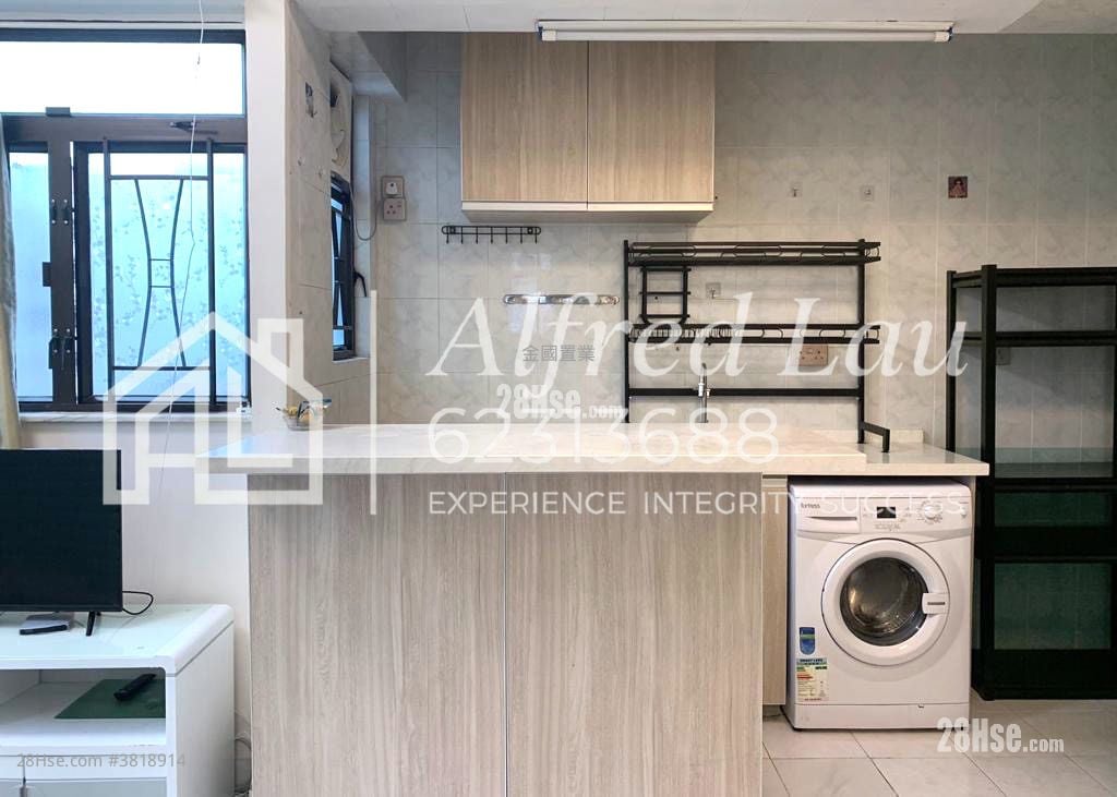 Kam Po Building Rental 2 Bedrooms , 1 Bathroom 349 ft²