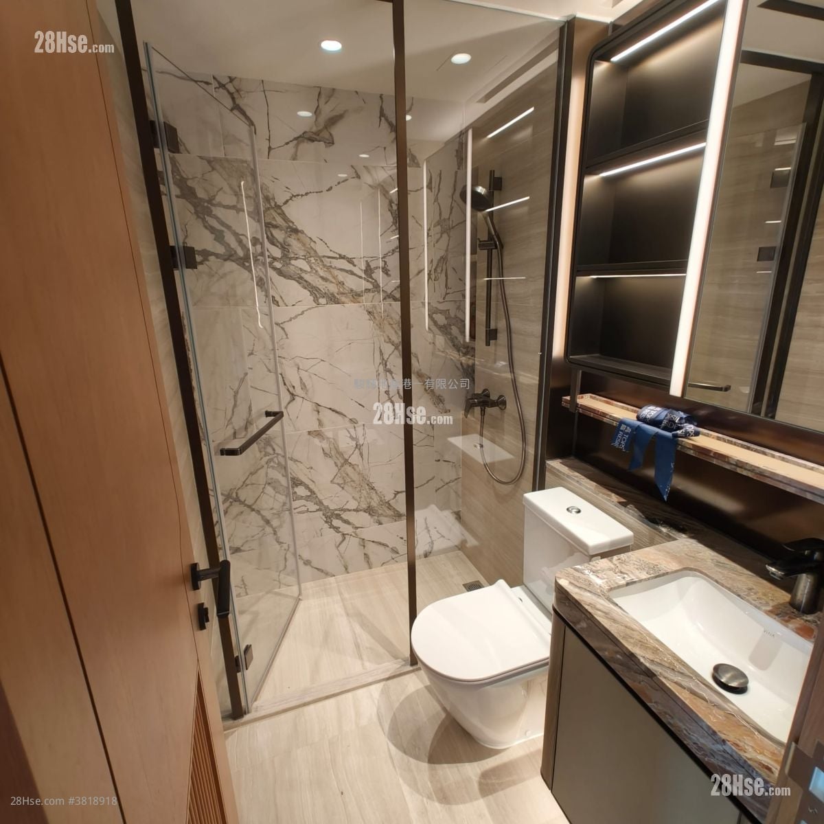 Topside Residence Rental 1 Bedroom , 1 Bathroom 269 ft²