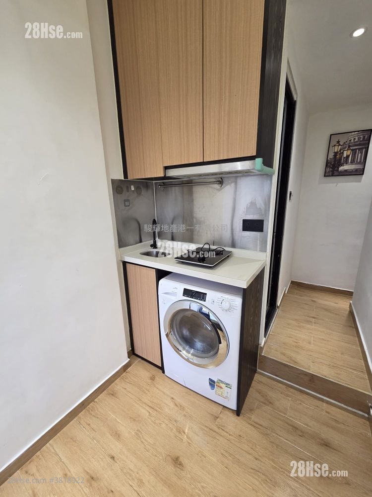 安樂大廈 租盤 1 房 , 1 浴室 160 平方呎