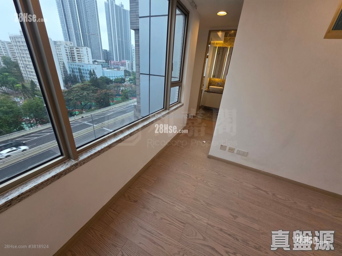 爱海颂 租盘 3 房 , 2 浴室 786 平方尺