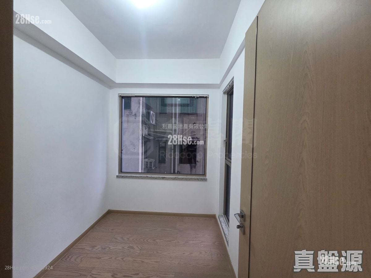 爱海颂 租盘 3 房 , 2 浴室 786 平方尺