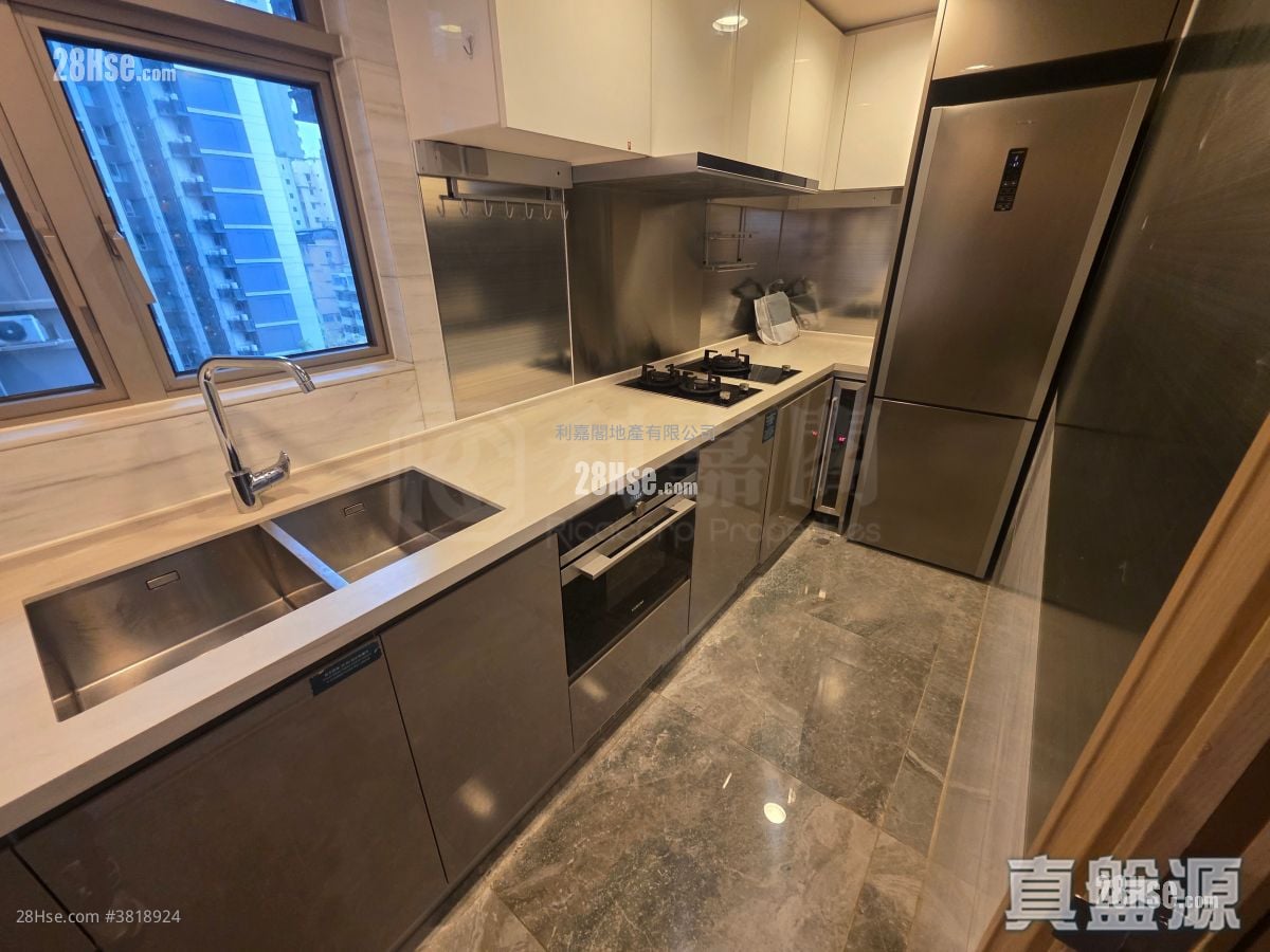 爱海颂 租盘 3 房 , 2 浴室 786 平方尺