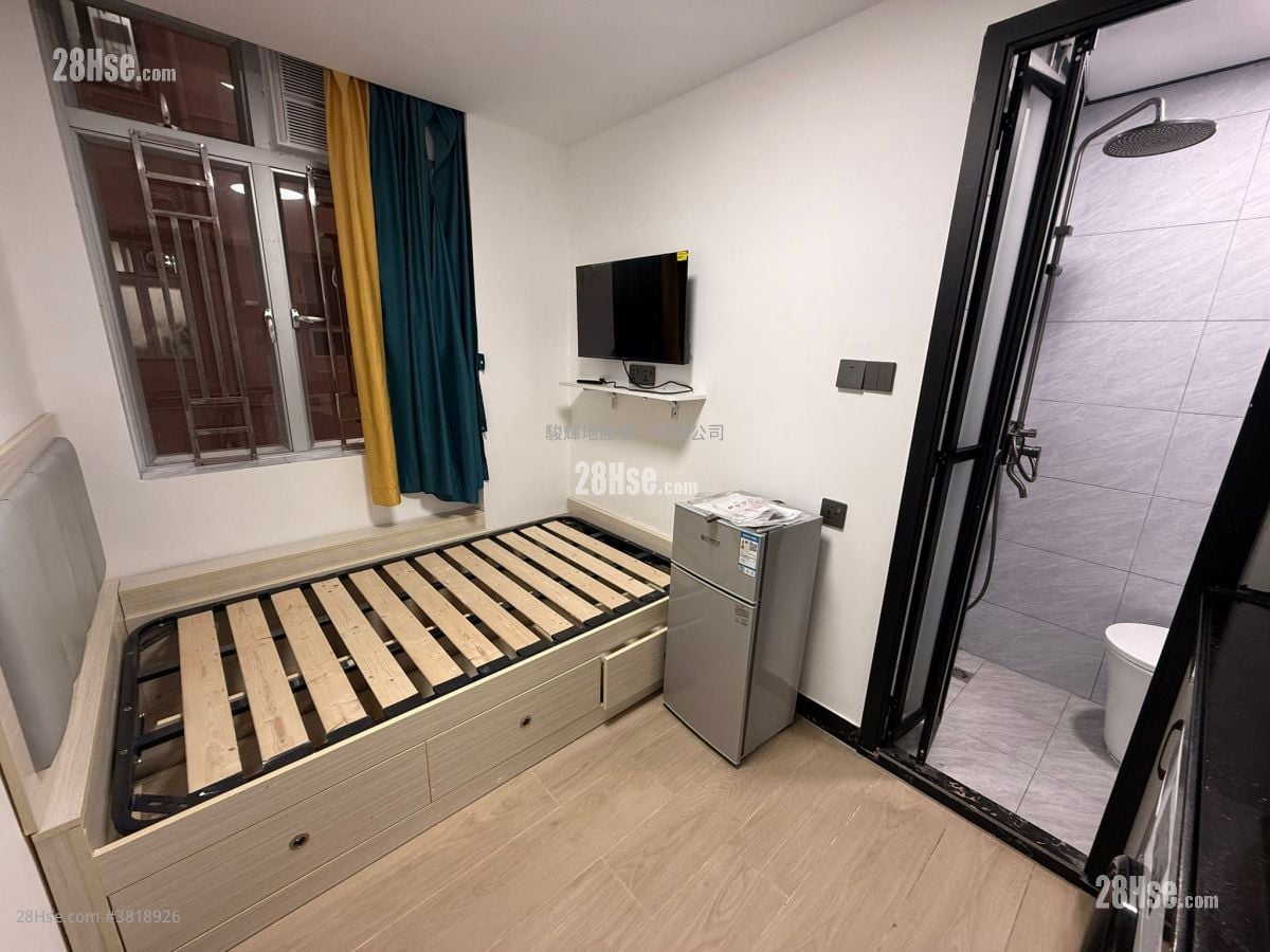 Ocean View Court Rental Studio , 1 Bathroom 130 ft²