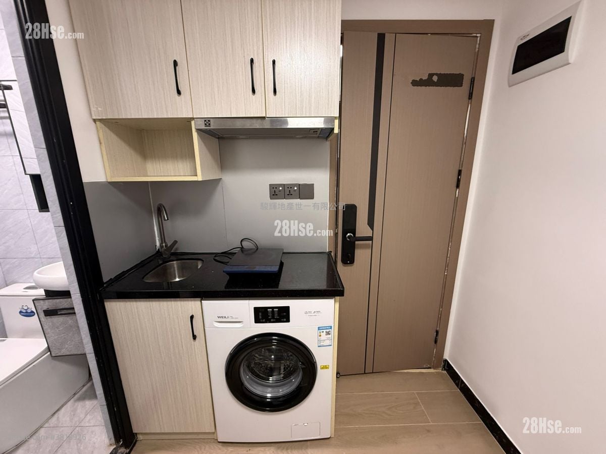 Ocean View Court Rental Studio , 1 Bathroom 130 ft²