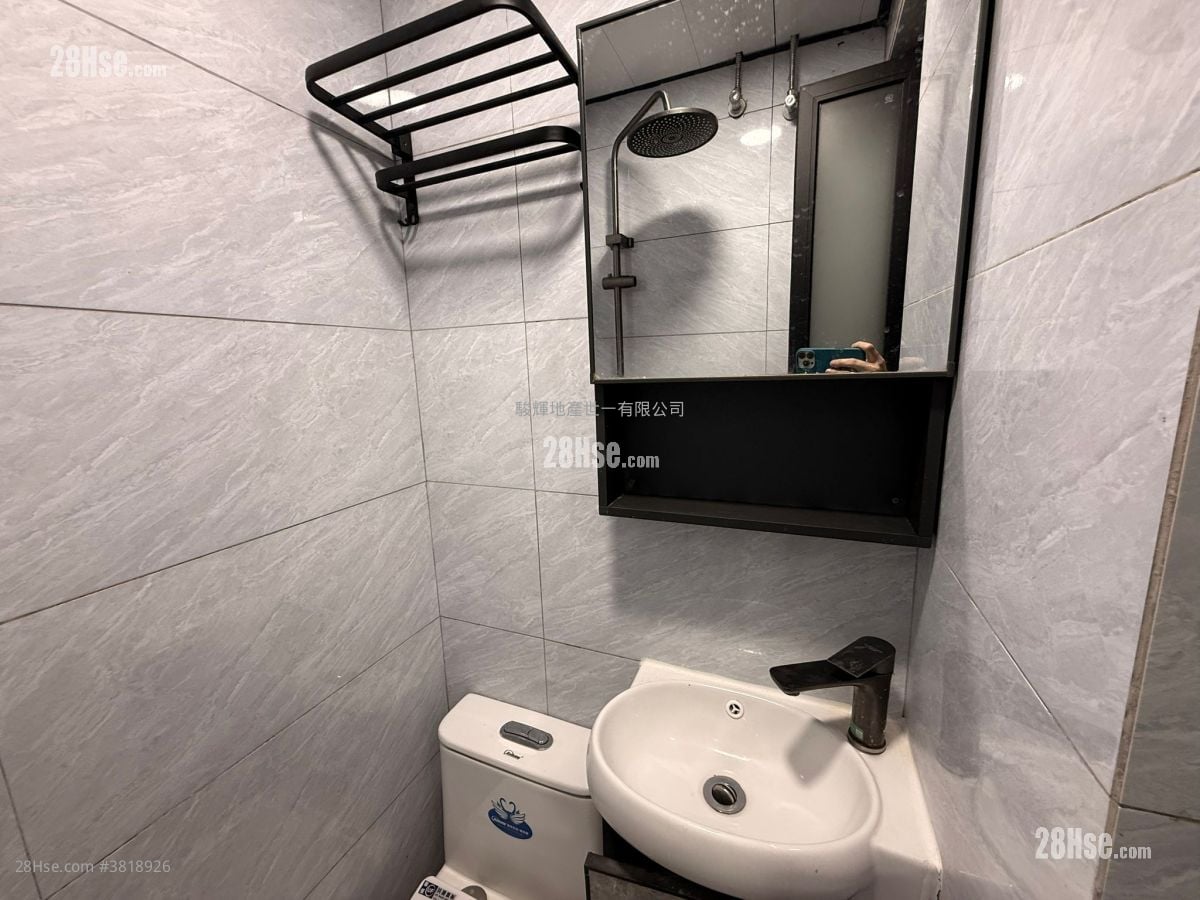 Ocean View Court Rental Studio , 1 Bathroom 130 ft²