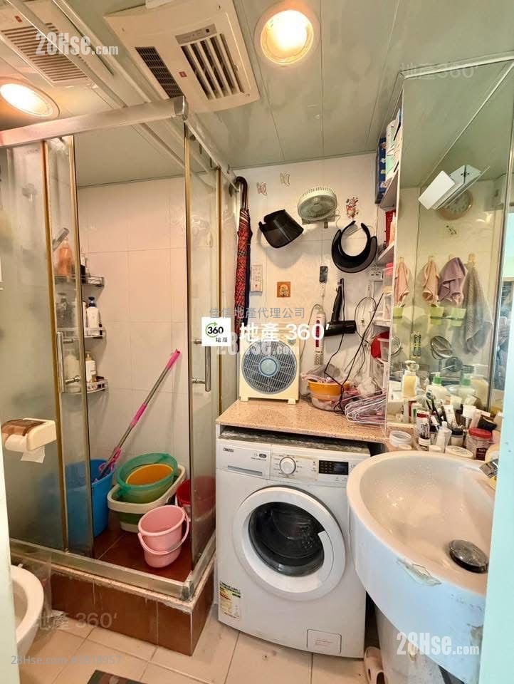 Ming Nga Court Sell 1 Bedroom , 1 Bathroom