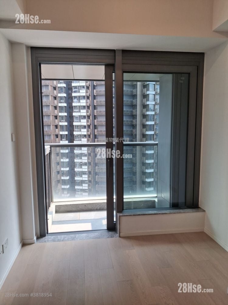 Double Coast Rental 319 ft²