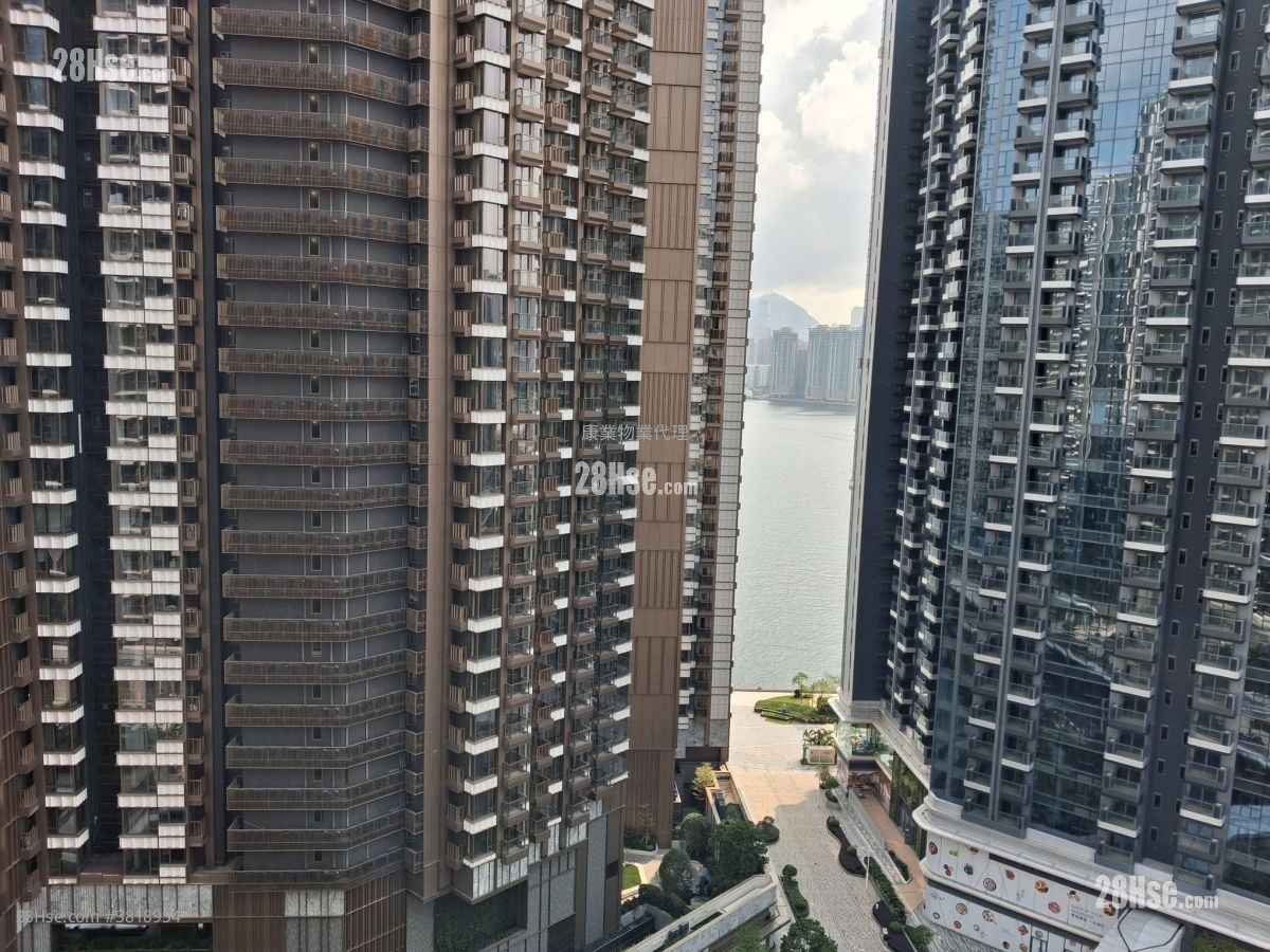 Double Coast Rental 319 ft²