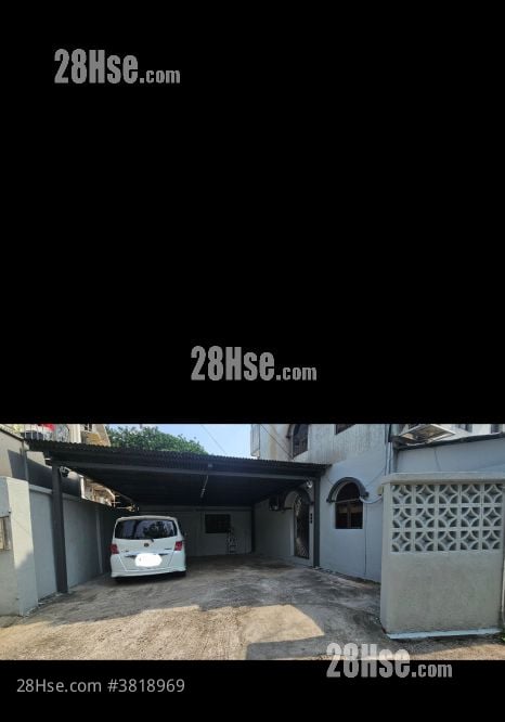 村屋 租盘 3 房 , 1 浴室 700 平方尺