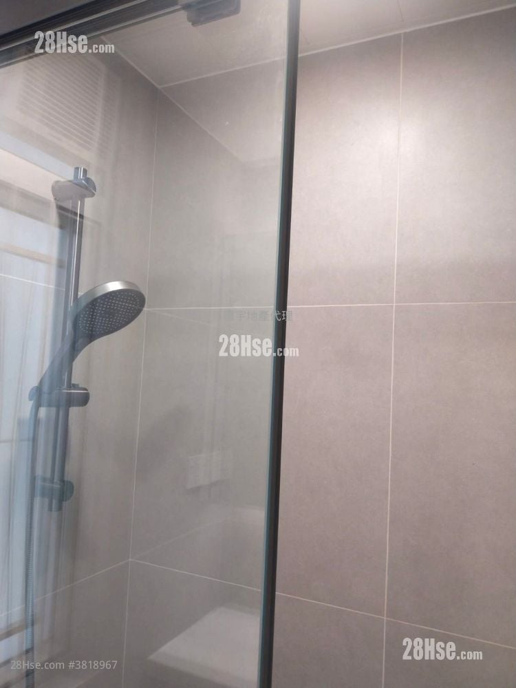 On Lai Building Rental 2 Bedrooms , 1 Bathroom 283 ft²