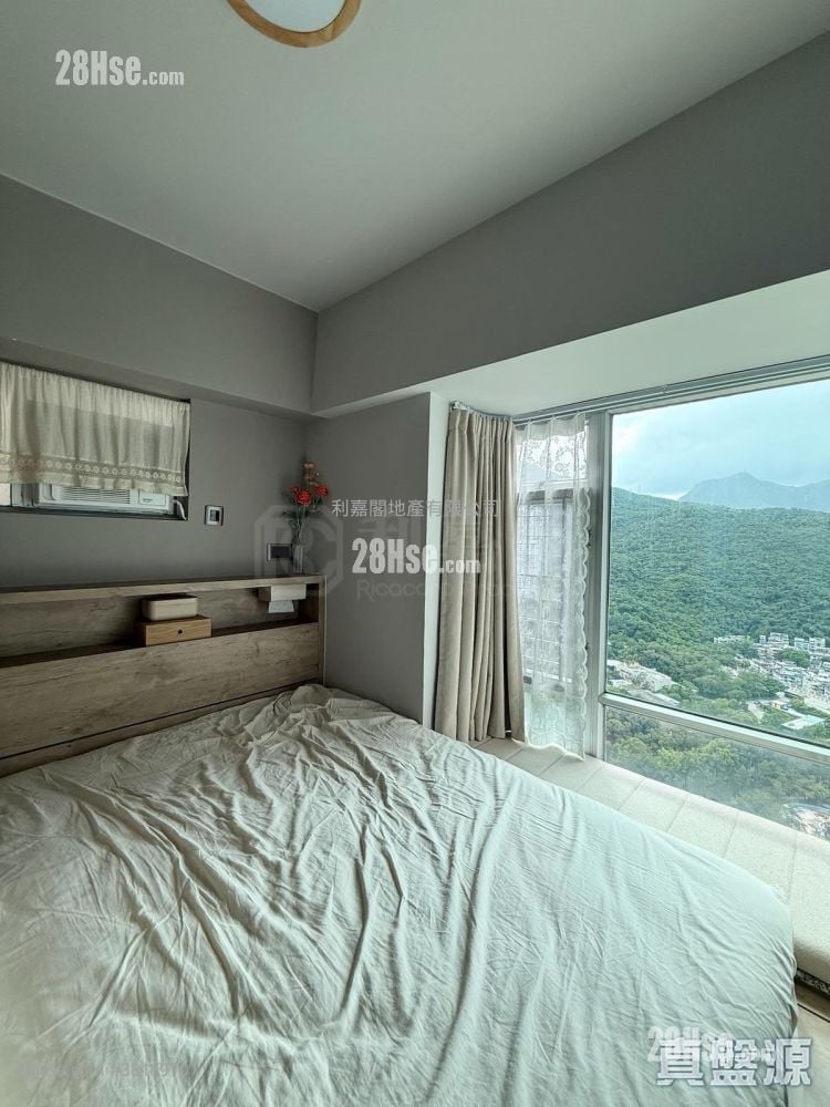 Well On Garden Sell 2 Bedrooms , 1 Bathroom 411 ft²