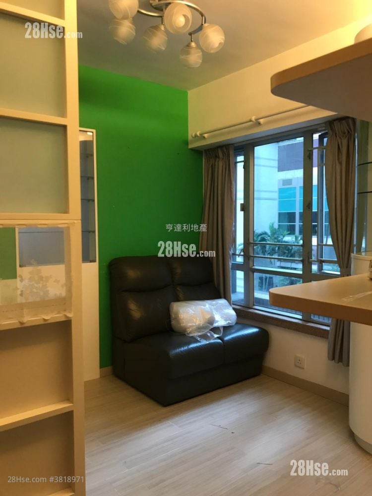 Fu Yan Court Sell 2 Bedrooms , 1 Bathroom 267 ft²
