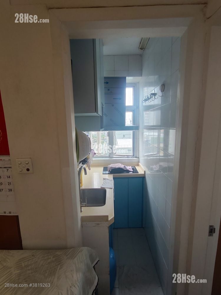 Kam Yuck Building Sell 1 Bedroom , 1 Bathroom 224 ft²