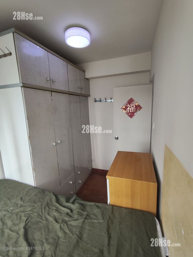Kam Yuck Building Sell 1 Bedroom , 1 Bathroom 224 ft²