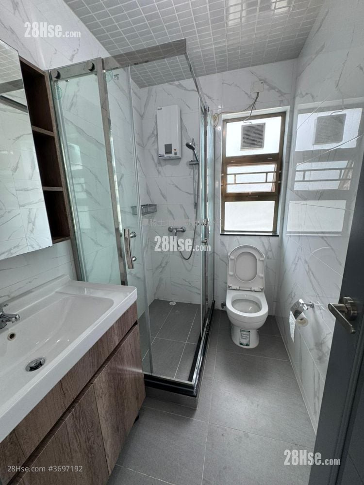 村屋 租盘 2 房 , 1 浴室 580 平方尺