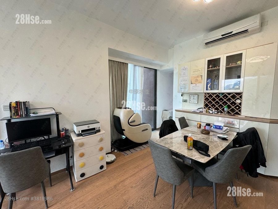 逸峯 售盘 4 房 , 4 浴室 1,097 平方尺