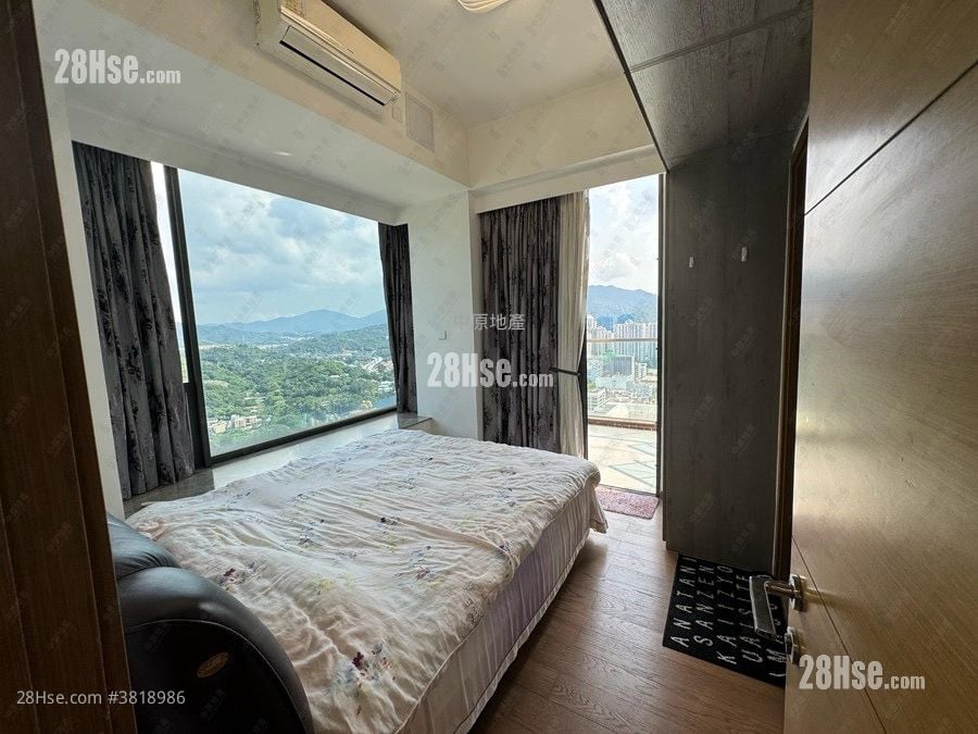 逸峯 售盘 4 房 , 4 浴室 1,097 平方尺