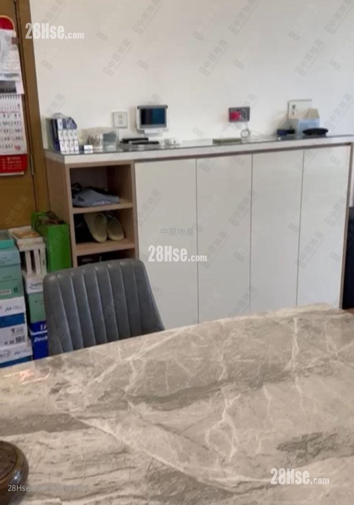 逸峯 售盘 4 房 , 4 浴室 1,097 平方尺