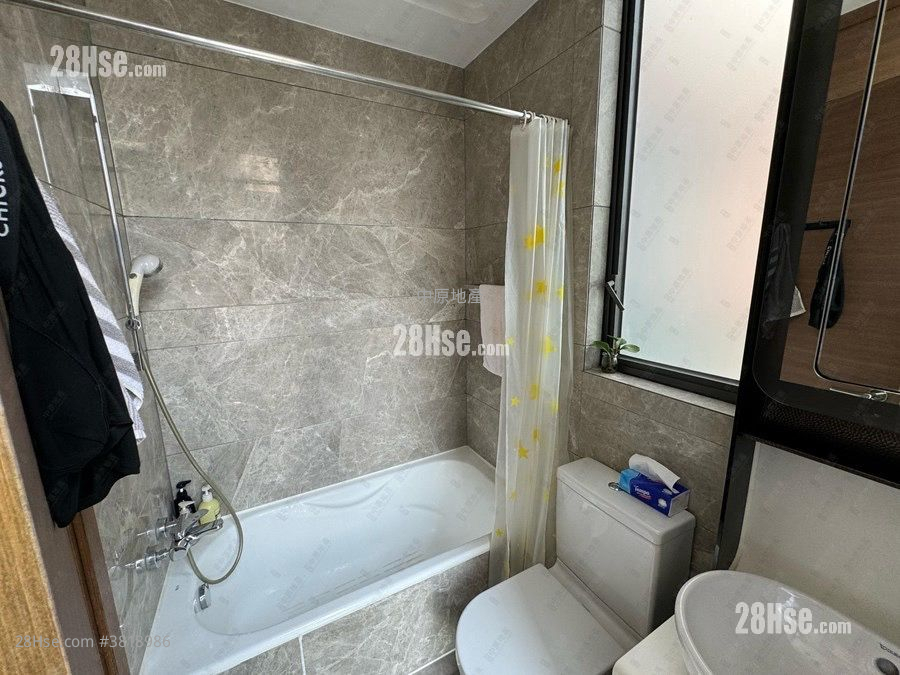 逸峯 售盘 4 房 , 4 浴室 1,097 平方尺