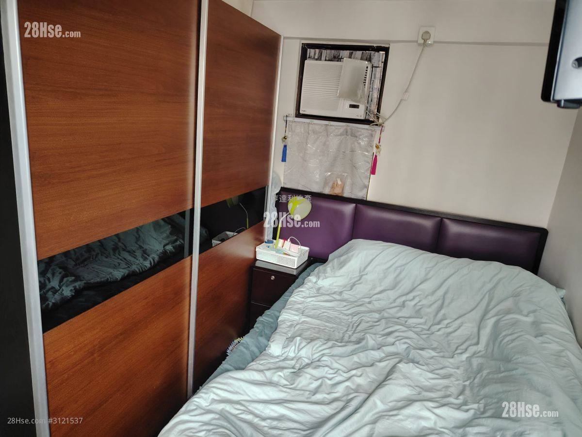 峻峰花園 售盤 2 房 , 1 浴室 450 平方呎