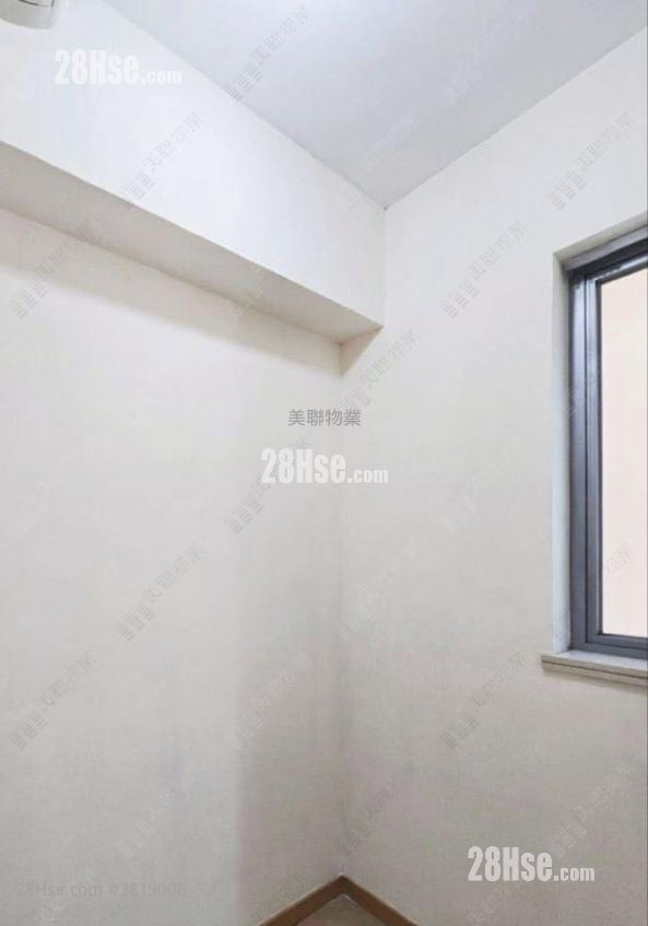 峻巒 售盤 2 房 , 1 浴室 583 平方呎