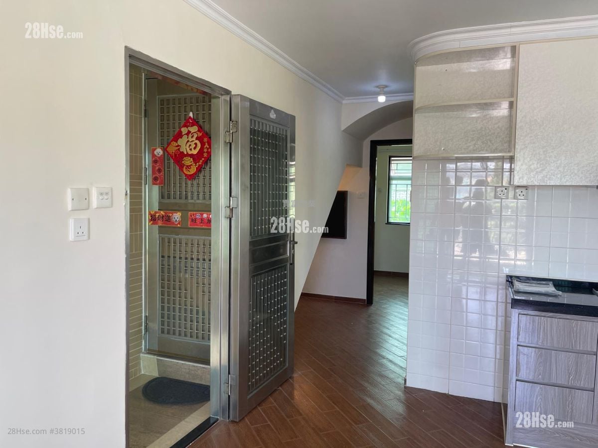 村屋 租盤 2 房 , 1 浴室