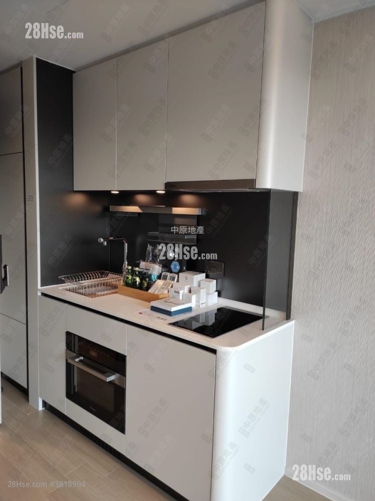 One Innovale 售盘 开放式间隔 195 平方尺