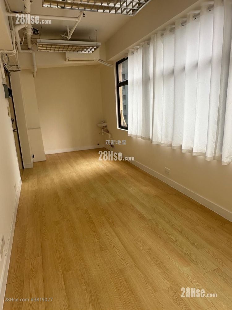 昆保商业大厦 租盘 开放式间隔