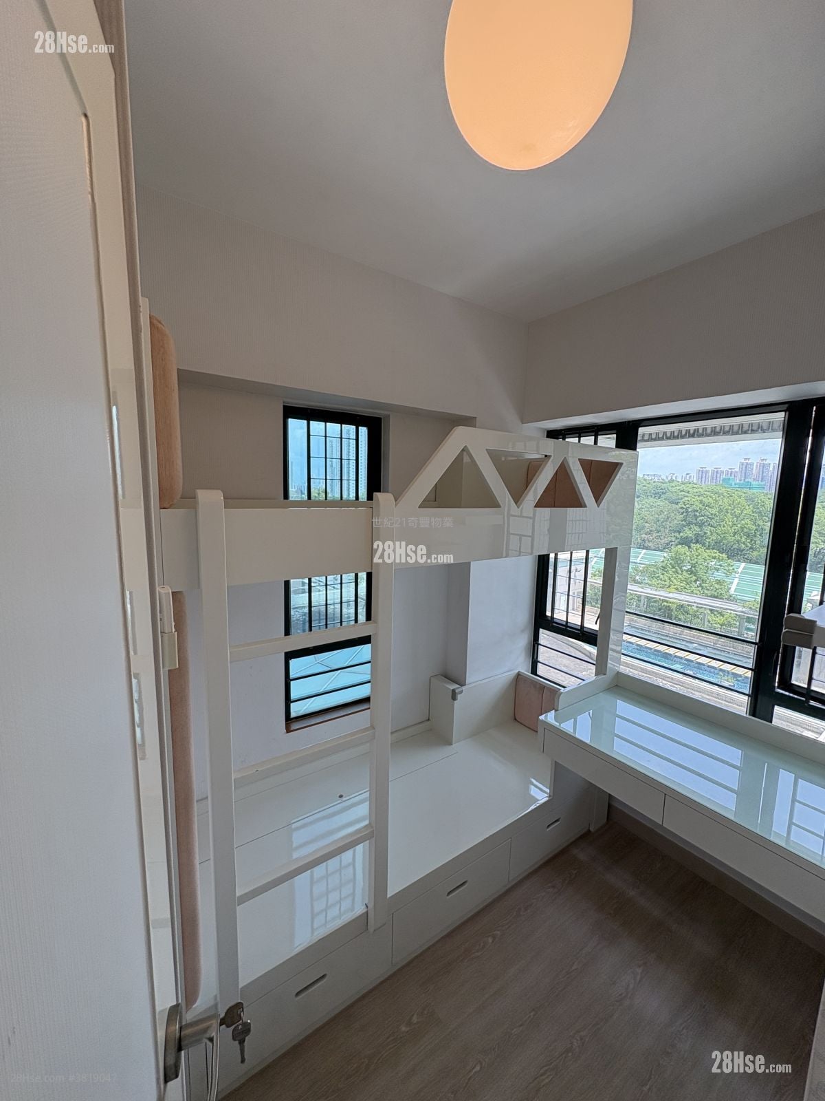 牽晴間 租盤 2 房 388 平方呎