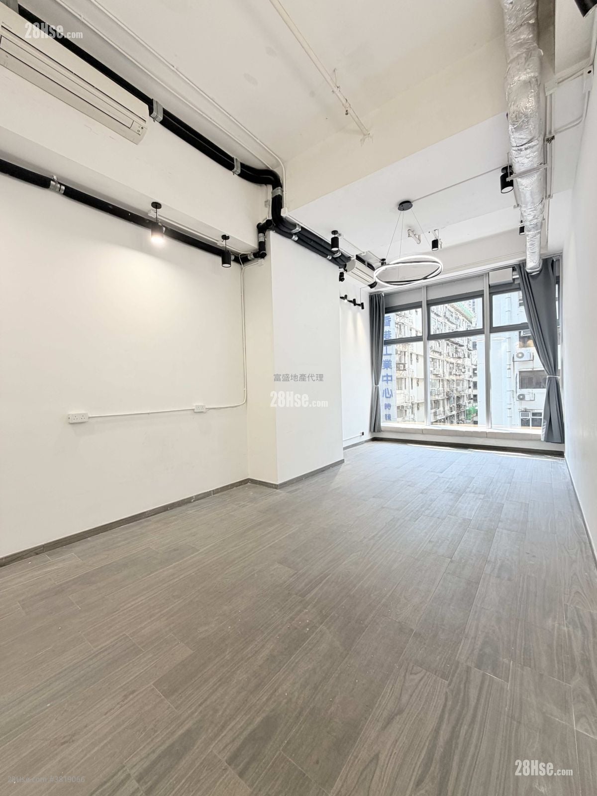 W668 Rental 478 ft²