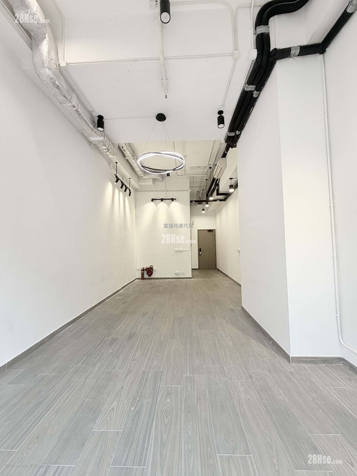 W668 Rental 478 ft²