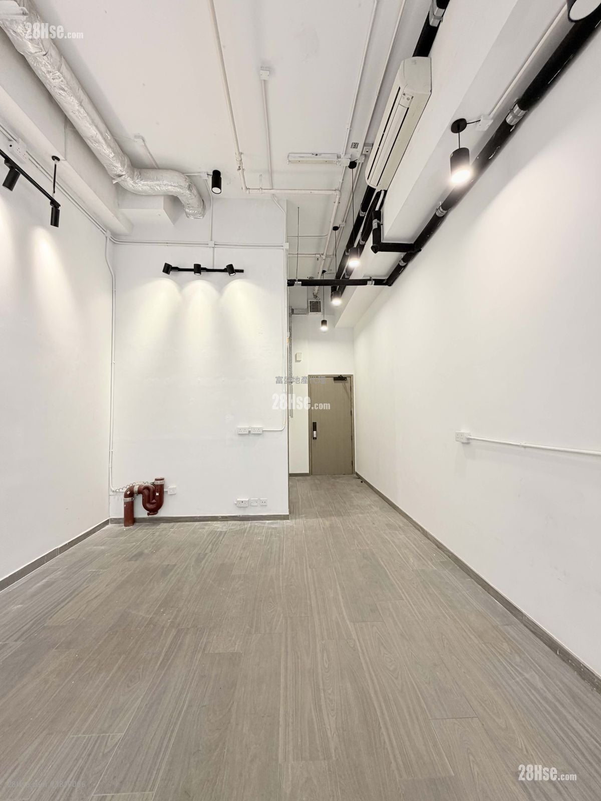 W668 Rental 478 ft²