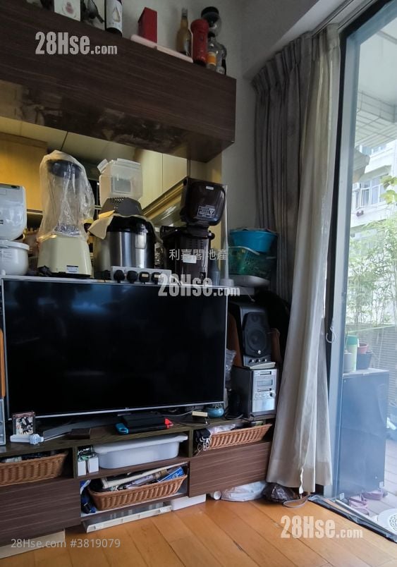 骏豪居 售盘 2 房 413 平方尺