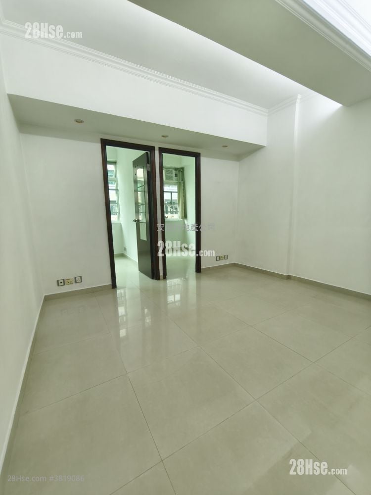 Chung Mei Building Rental 3 Bedrooms , 1 Bathroom 401 ft²