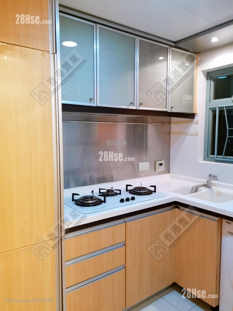 碧海蓝天 售盘 2 房 , 1 浴室 494 平方尺