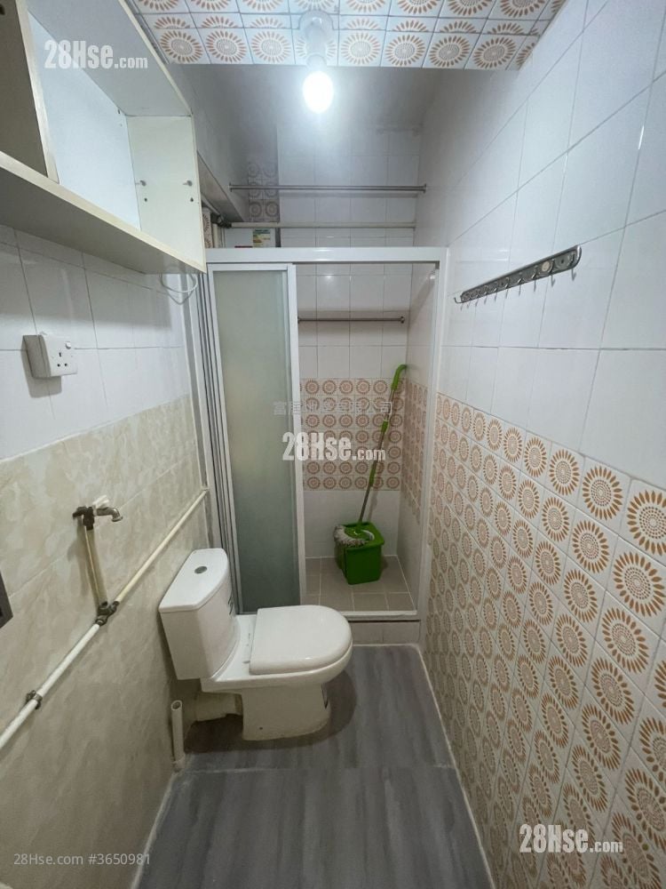 宇宙大厦 租盘 2 房 , 1 浴室 335 平方尺