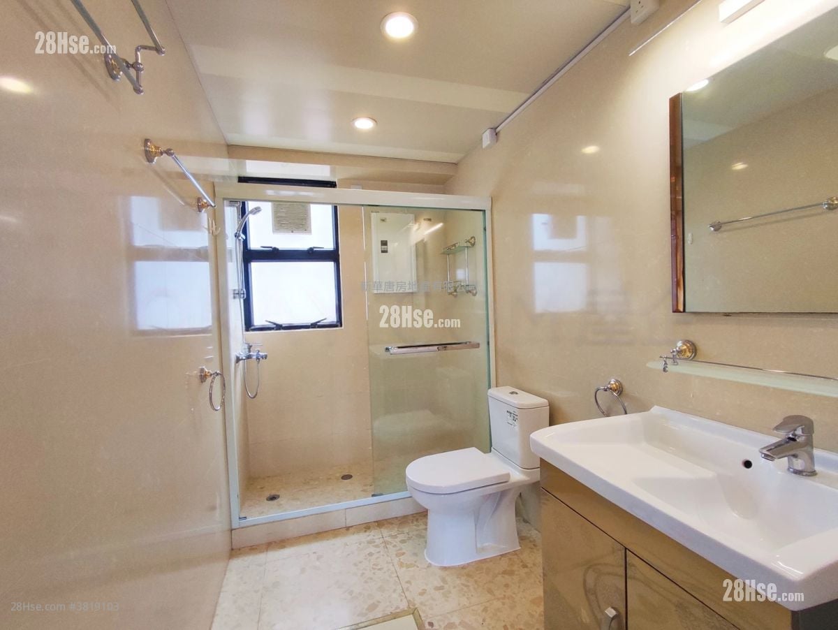 雅苑 租盘 3 房 , 2 浴室 1,350 平方尺