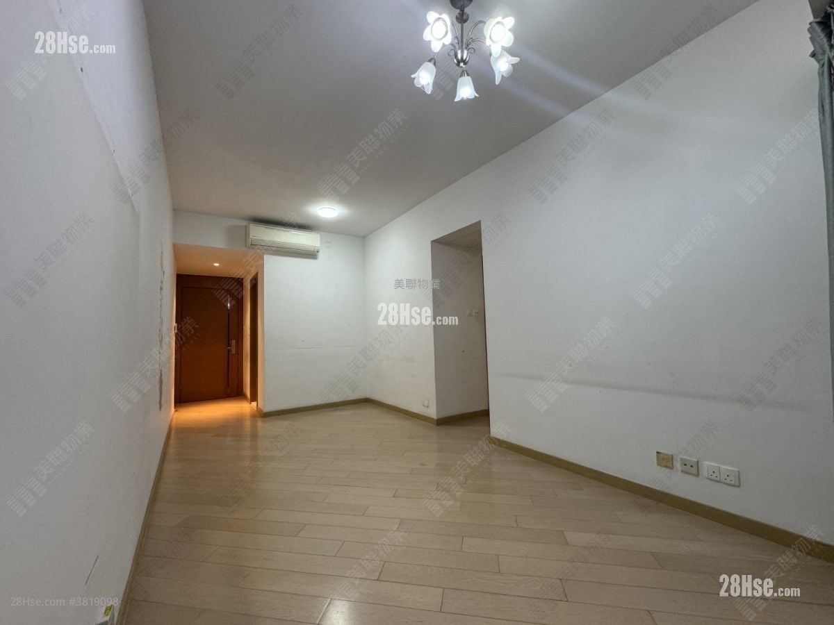 Park Yoho Sell 3 Bedrooms , 1 Bathroom 606 ft²