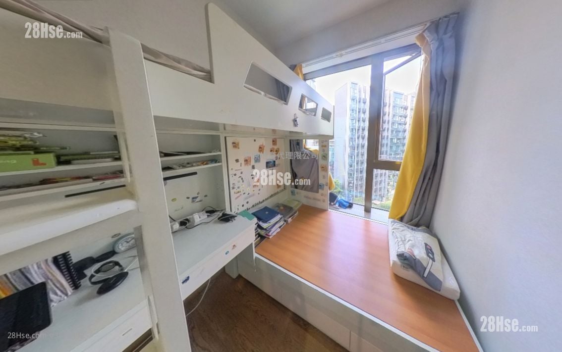 海日湾 II 售盘 3 房 810 平方尺